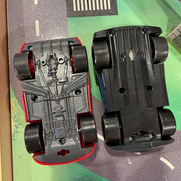 Cars Movie Disney set- Lightning McQueen and Jackson Storm - Picture 4 of 7